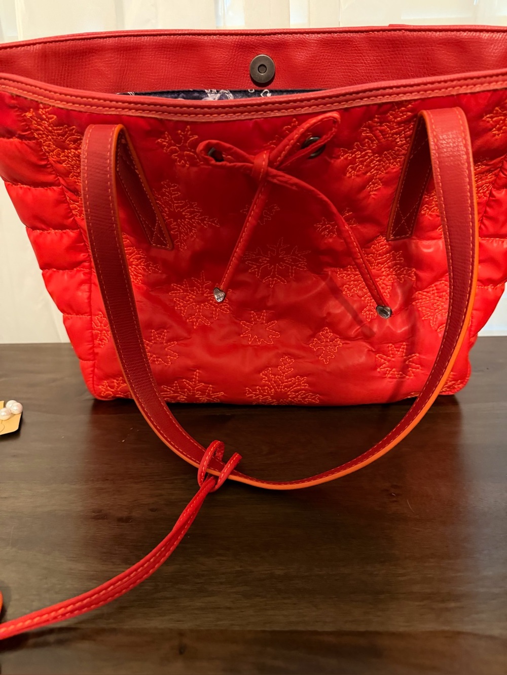 Princess Vera Wang quilted red snowflake tote bag